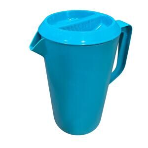 Rubbermaid Teal 2 1/4 Quart Pitcher with Slotted w/ Matching Lid Vintage
